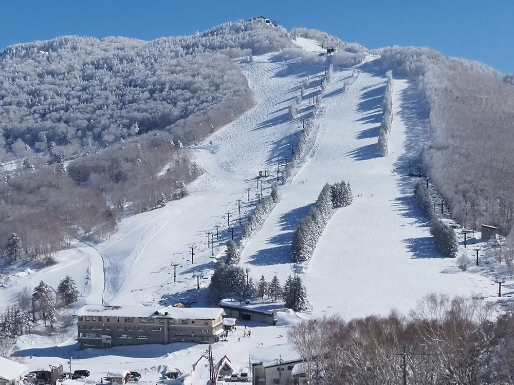 Photo: TAKAMAGAHARA MAMMOTH SKI AREA